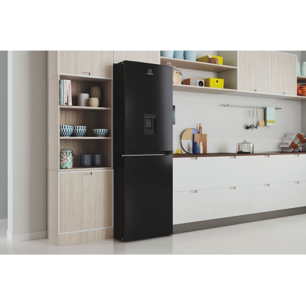 322L No Frost Black Fridge Freezer, 50/50 - Indesit IBTNF60182BAQUAUK - London Houseware - 6

